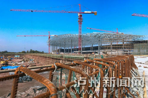 州云龍機場正全速推進建設(shè)，確保7月1日前投入運行。 瀘州日報記者 牟科 攝3